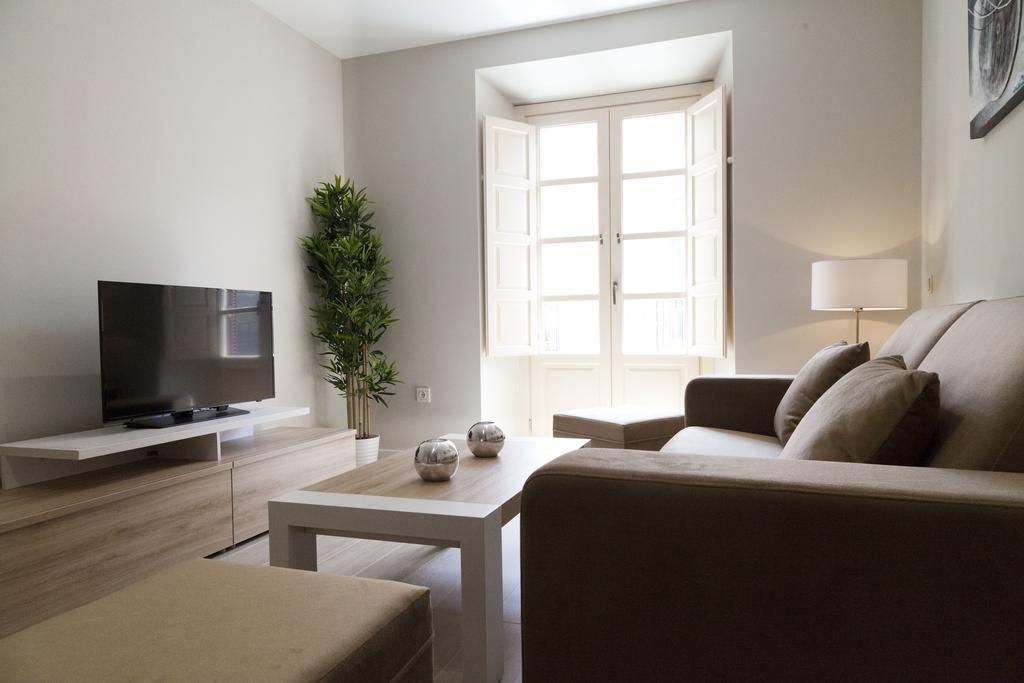 Apartamentos Pinar Malaga Centro Zewnętrze zdjęcie