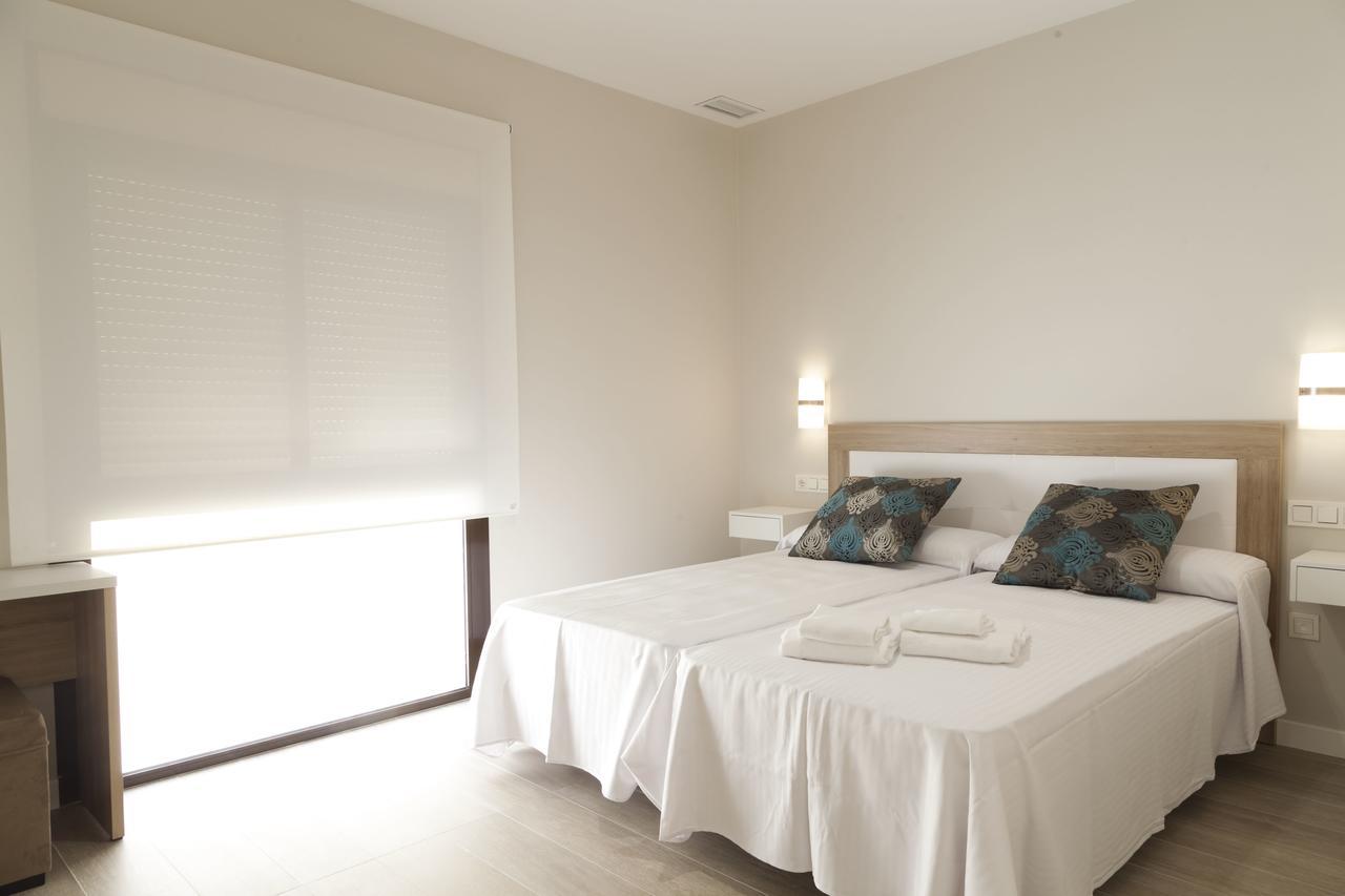 Apartamentos Pinar Malaga Centro Zewnętrze zdjęcie