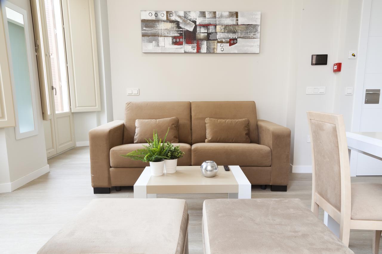 Apartamentos Pinar Malaga Centro Zewnętrze zdjęcie