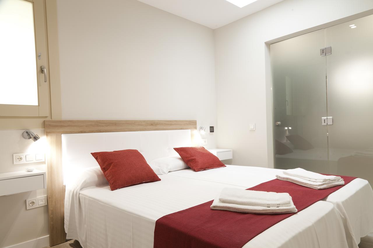 Apartamentos Pinar Malaga Centro Zewnętrze zdjęcie